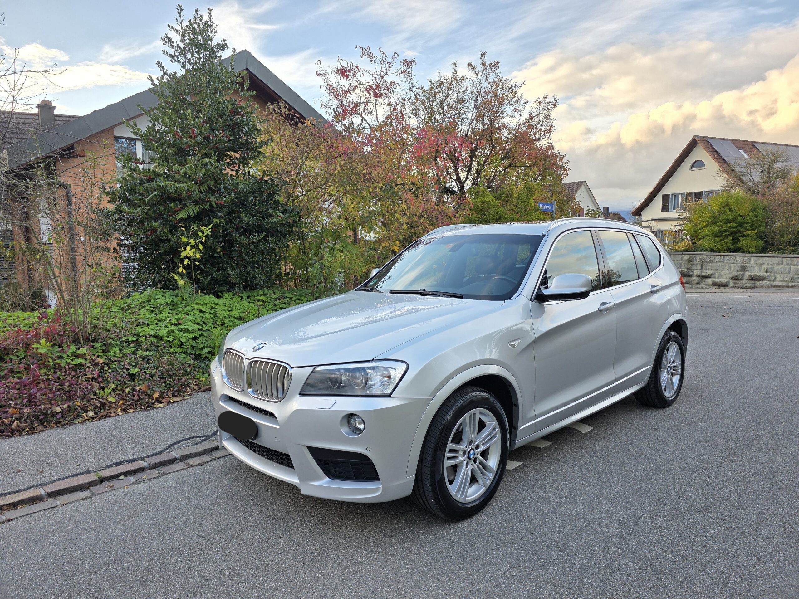 
								BMW X3 full									