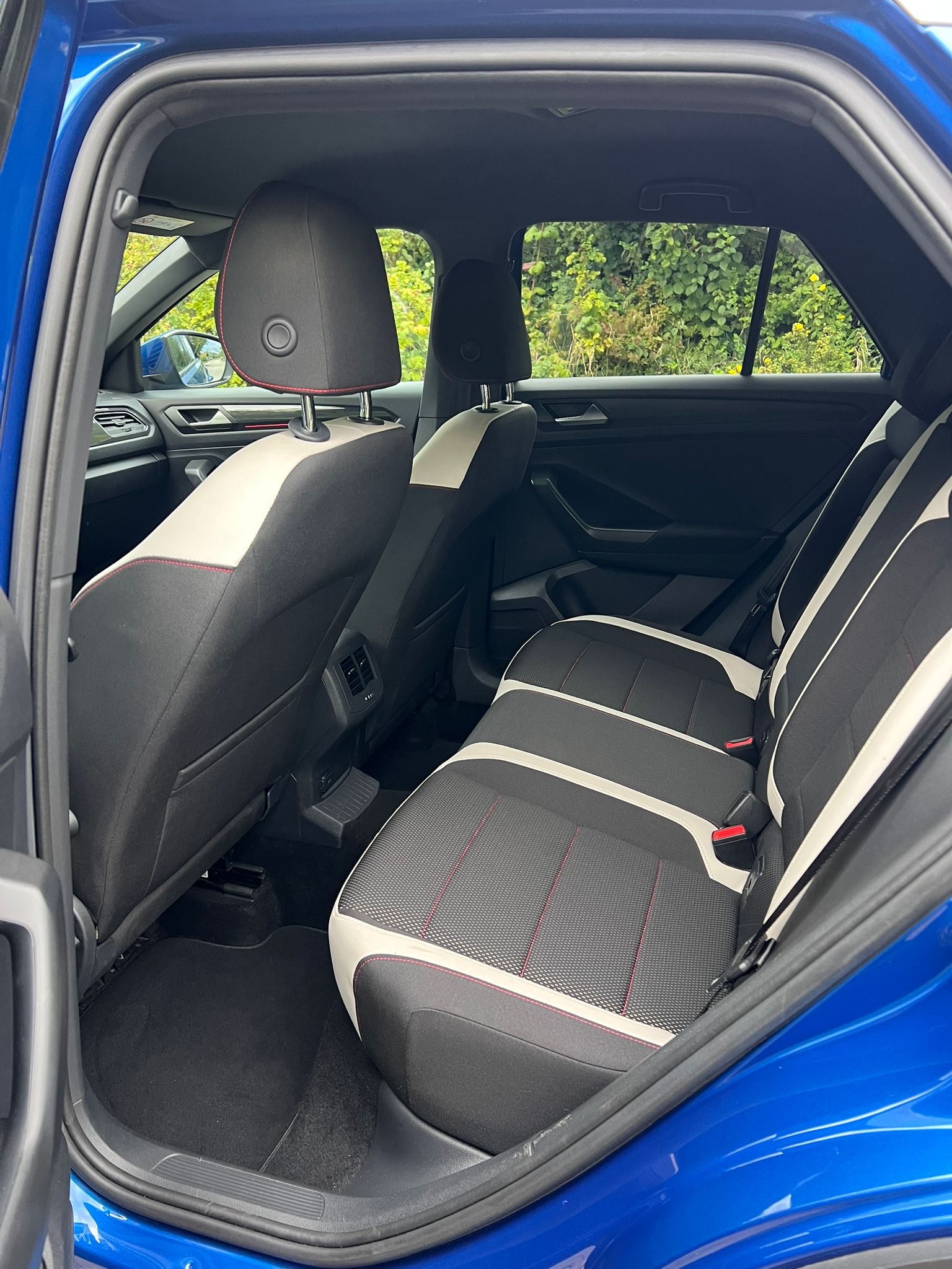 
								Volkswagen T-Roc 2.0 TDI 4Motion – 2018 full									
