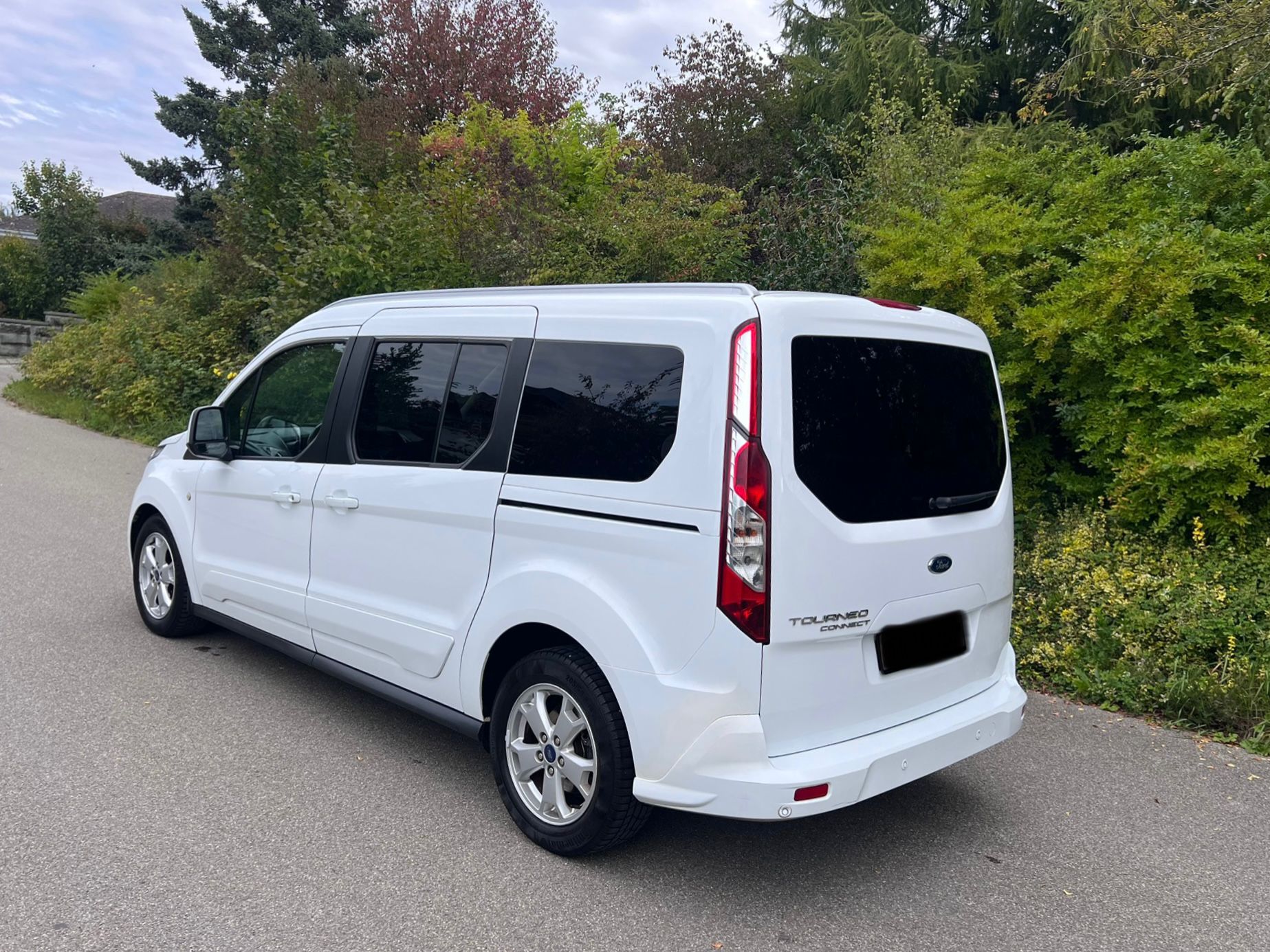 
								Ford Tourneo Grand Connect 1.5 TDCi – 2017 full									