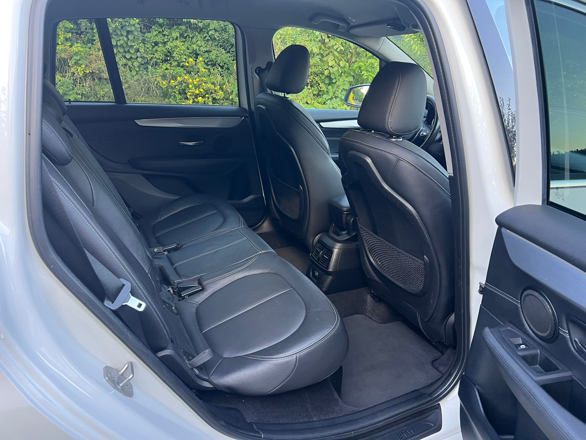 
								BMW 220 xDrive Gran Tourer full									