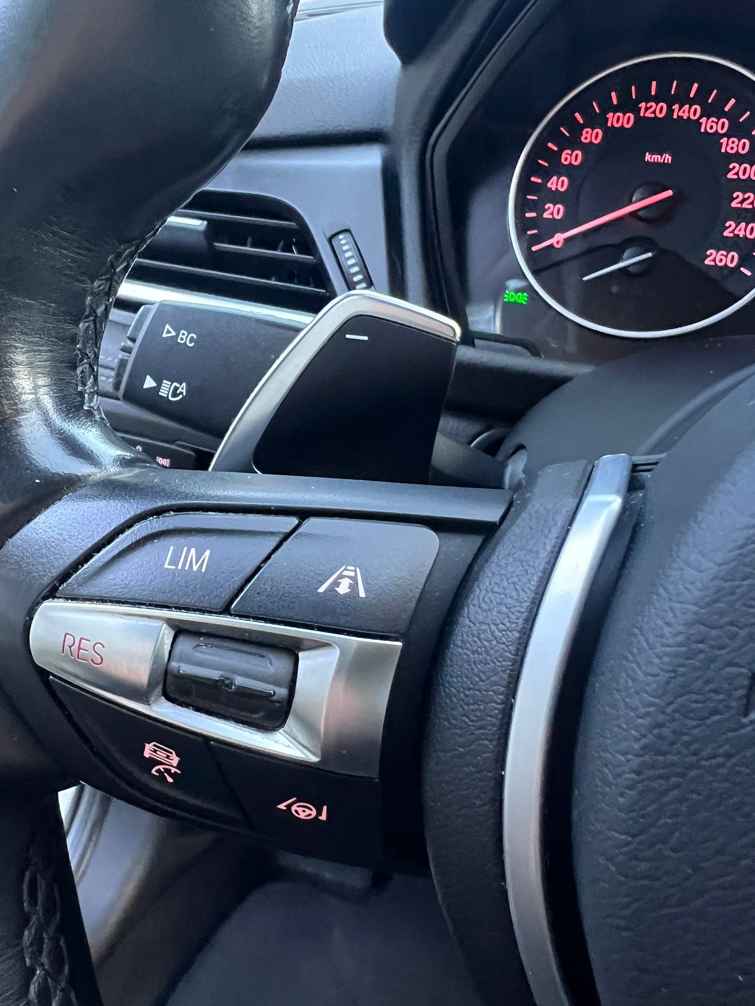 
								BMW 220 xDrive Gran Tourer full									