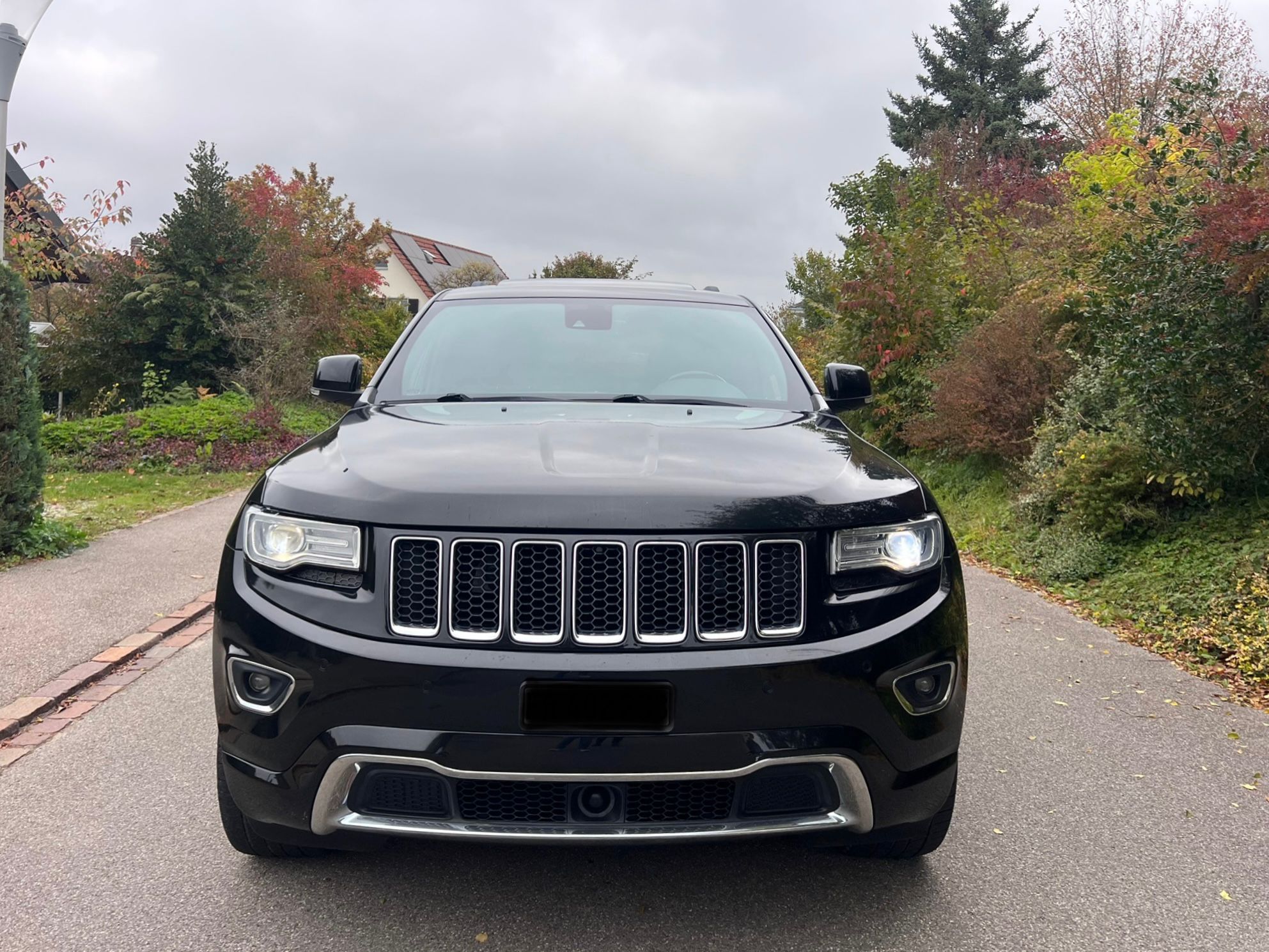
								Jeep Grand Cherokee 3.0 CRD full									