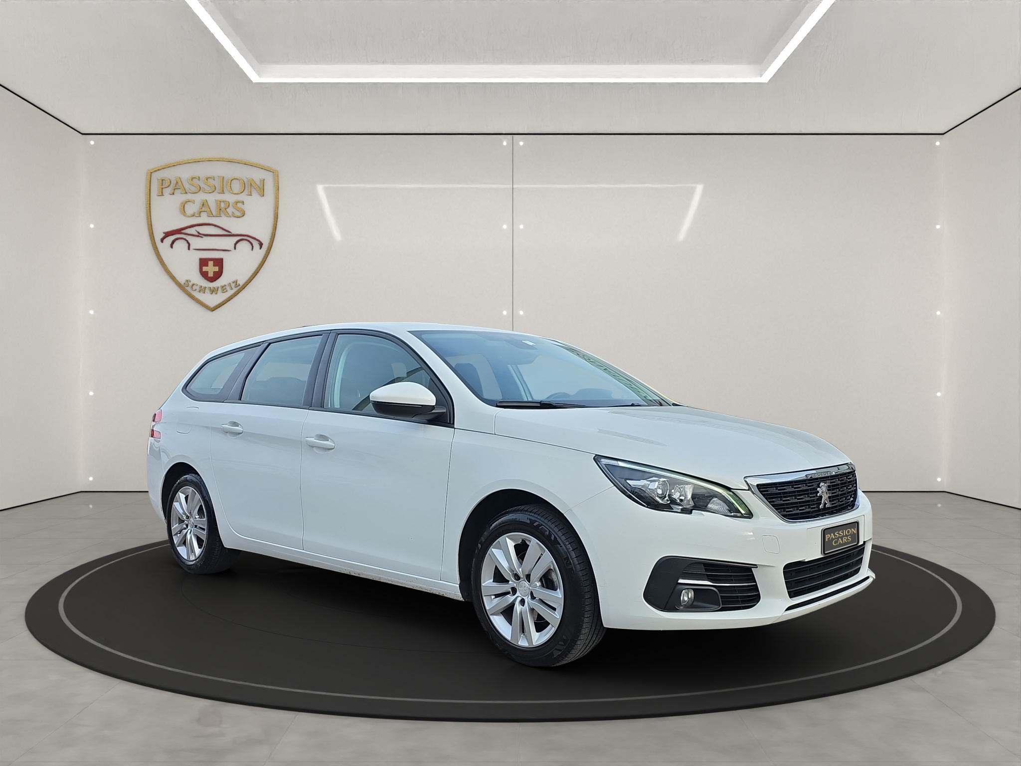 
								Peugeot 308 1.5 HDi full									