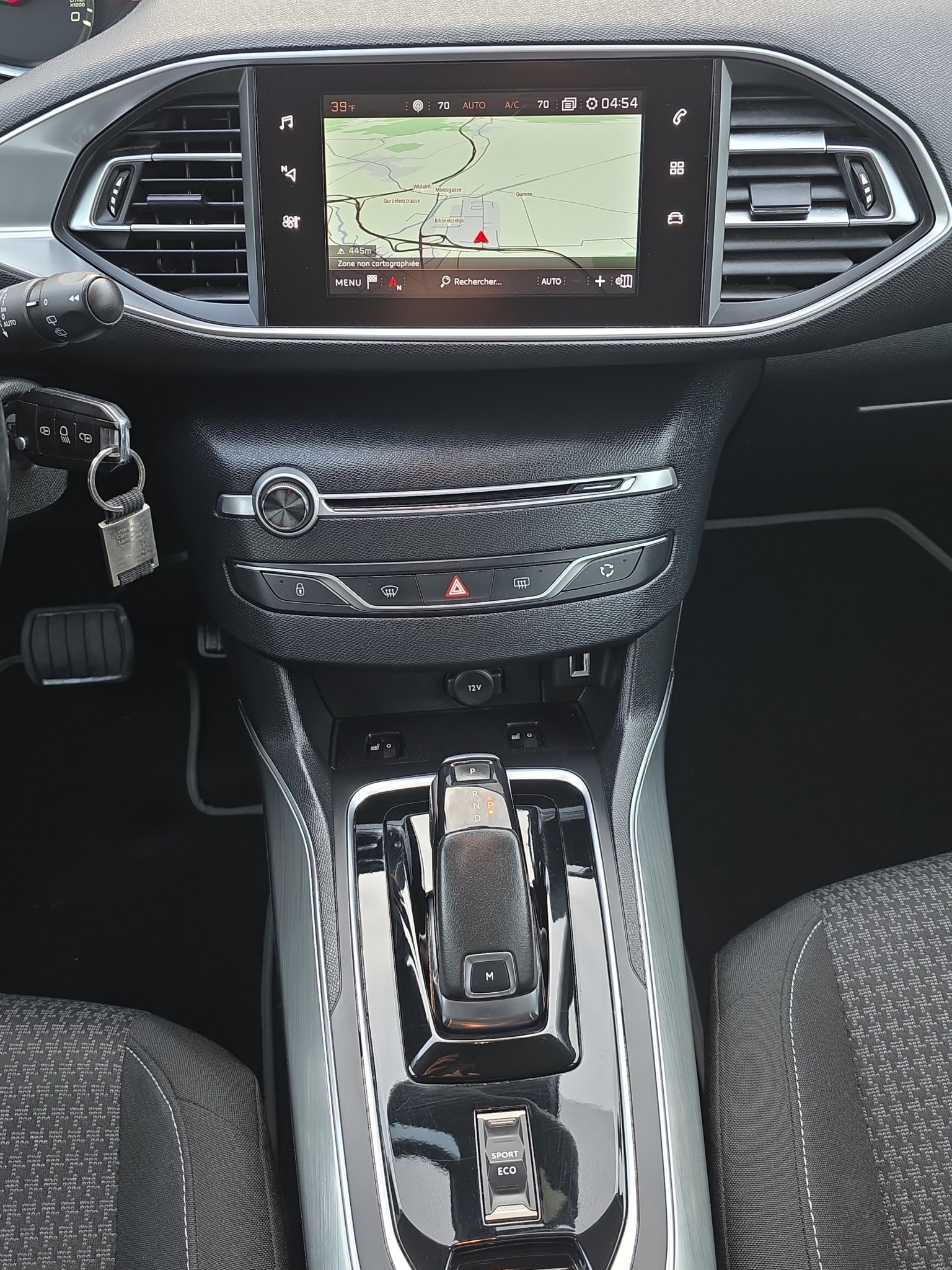 
								Peugeot 308 1.5 HDi full									