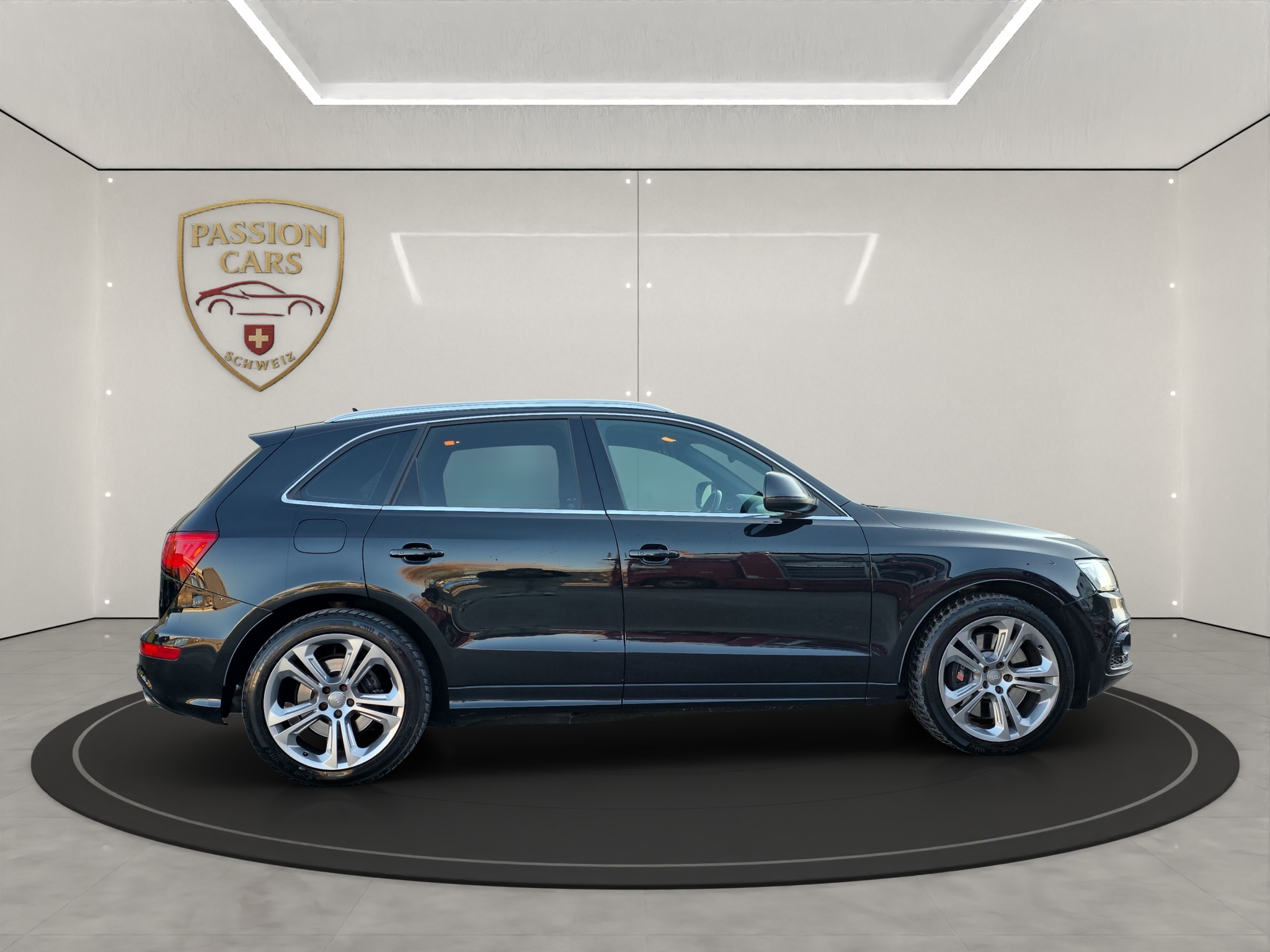 
								Audi SQ5 TDI 3.0 quattro full									