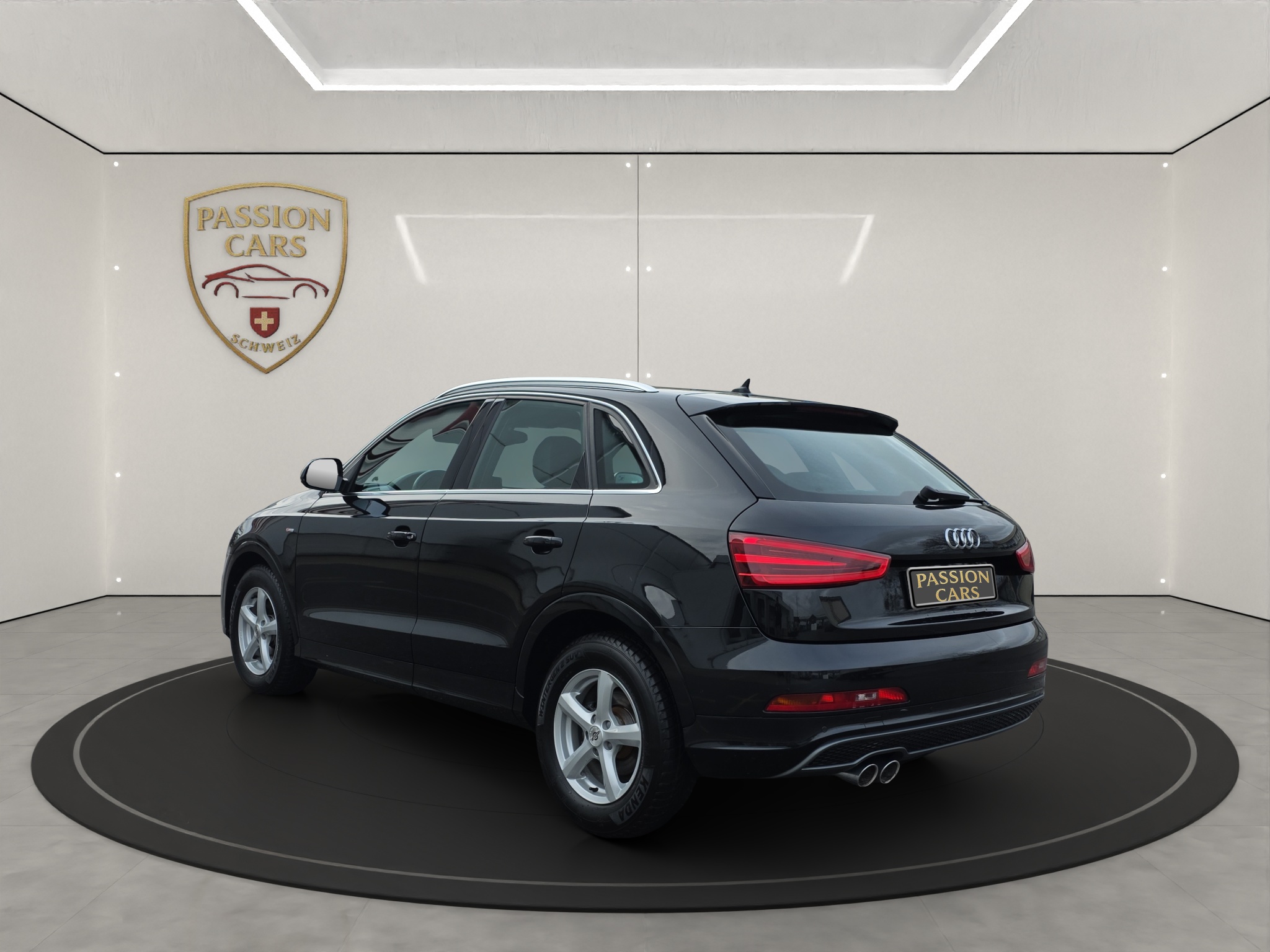 
								Audi Q3 2.0 TDI quattro S-line full									