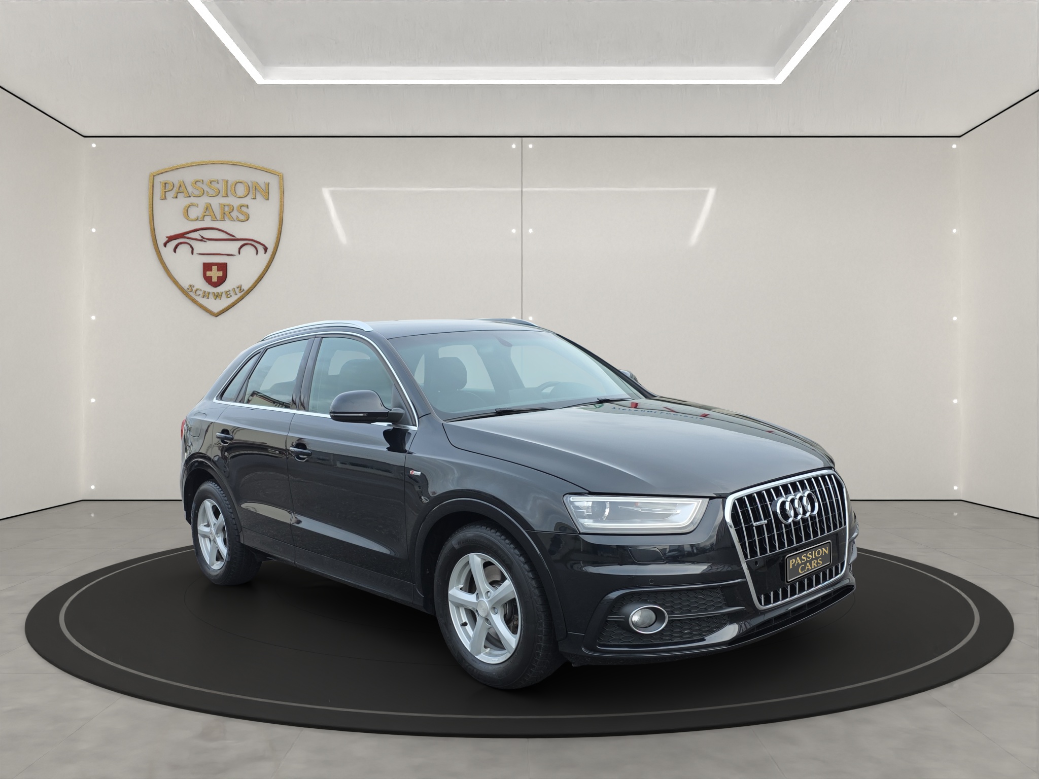 
								Audi Q3 2.0 TDI quattro S-line full									