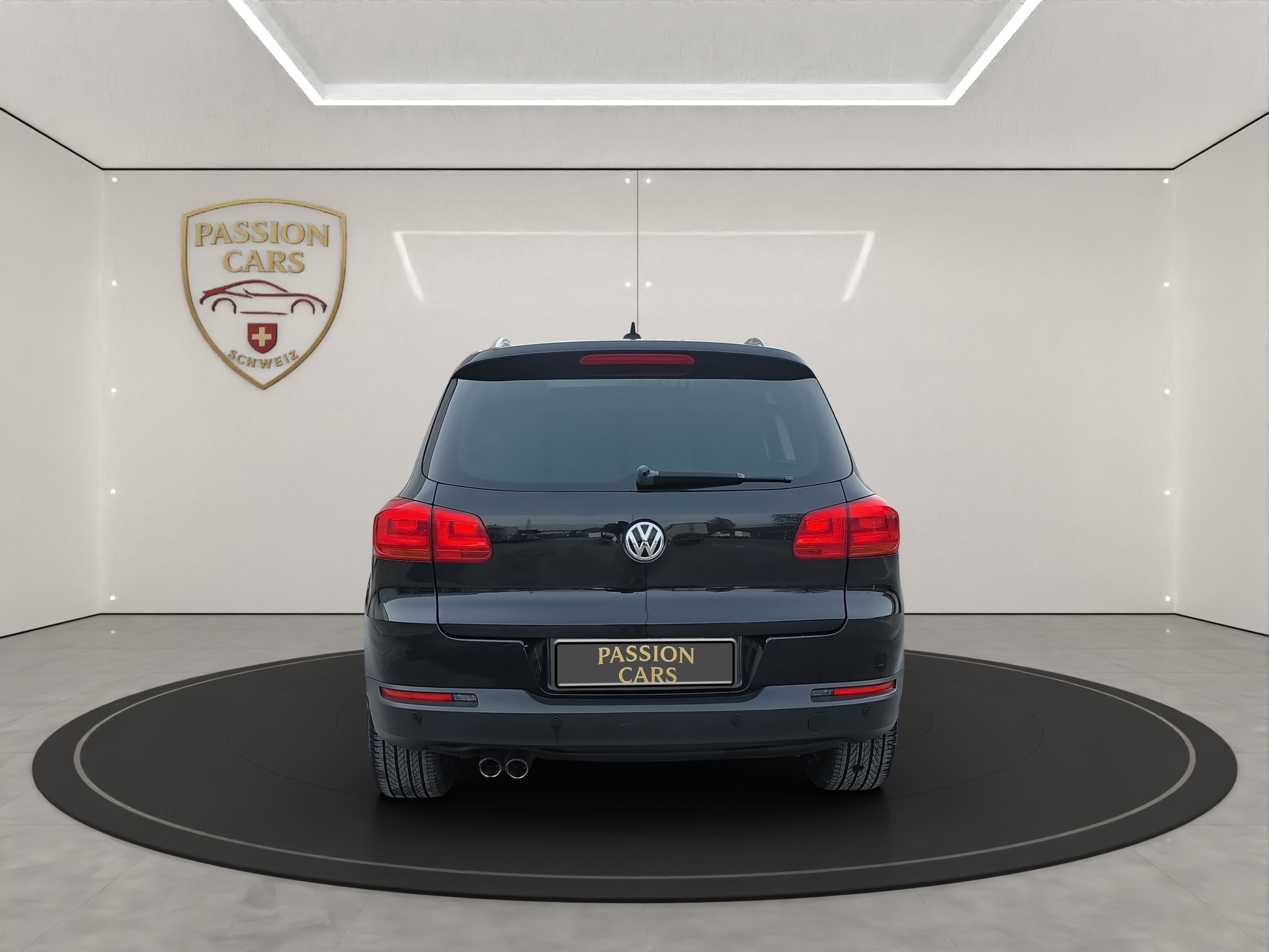 
								VW Tiguan 2.0 TDI full									