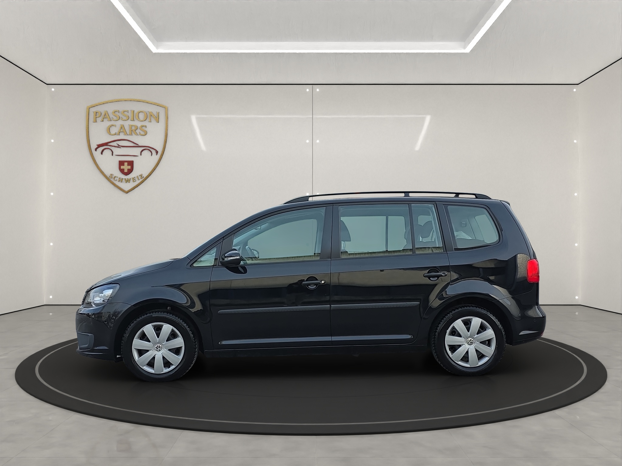 
								VW Touran 1.6 TDI full									