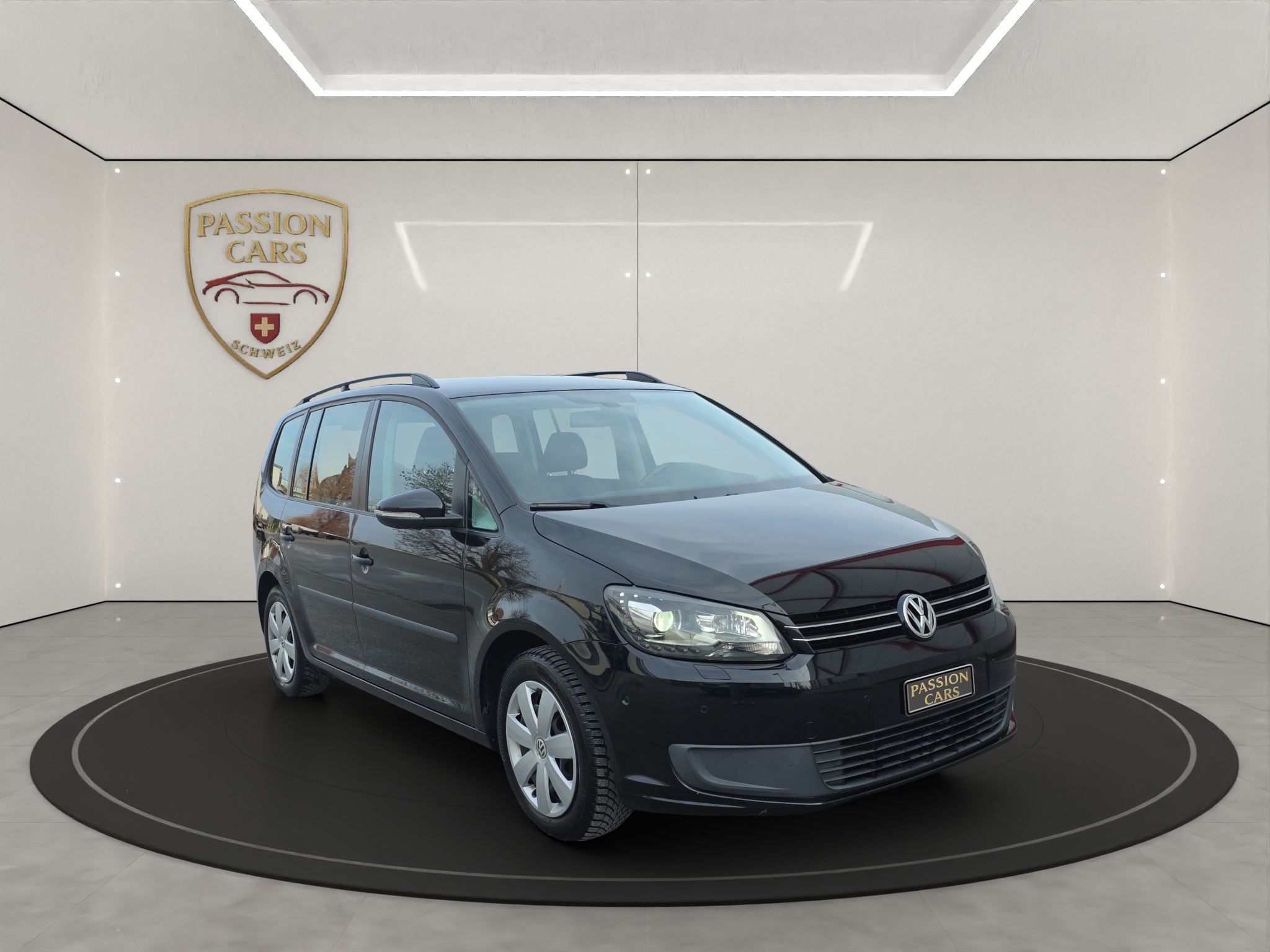 
								VW Touran 1.6 TDI full									