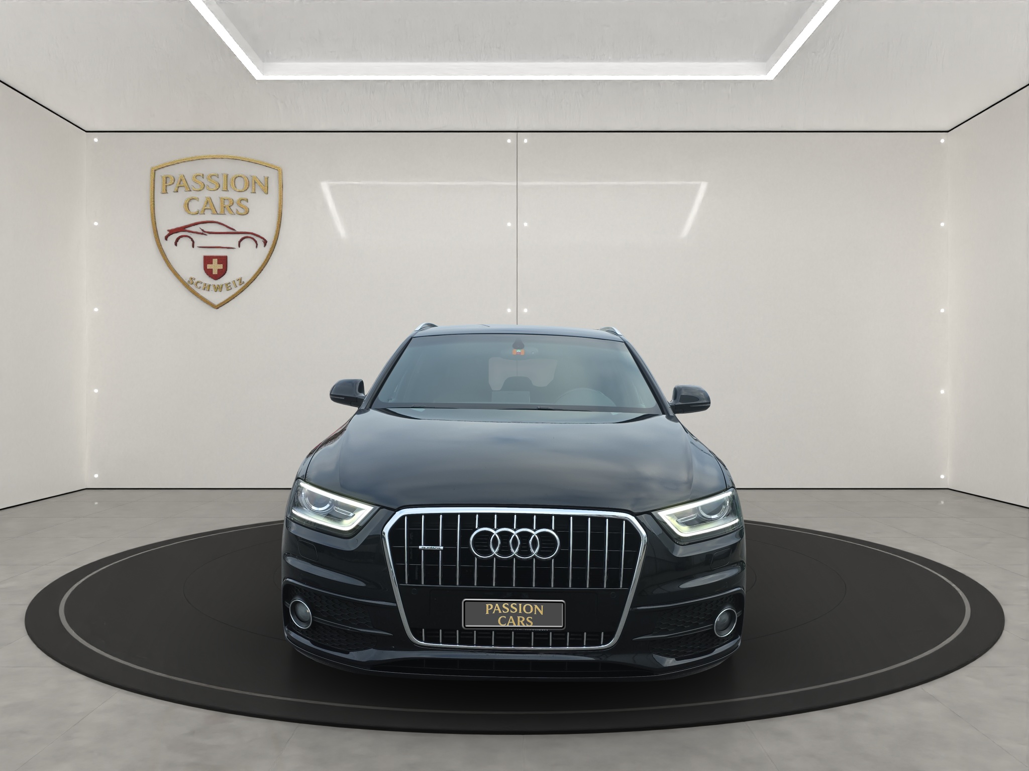 
								Audi Q3 2.0 TDI quattro S-line full									