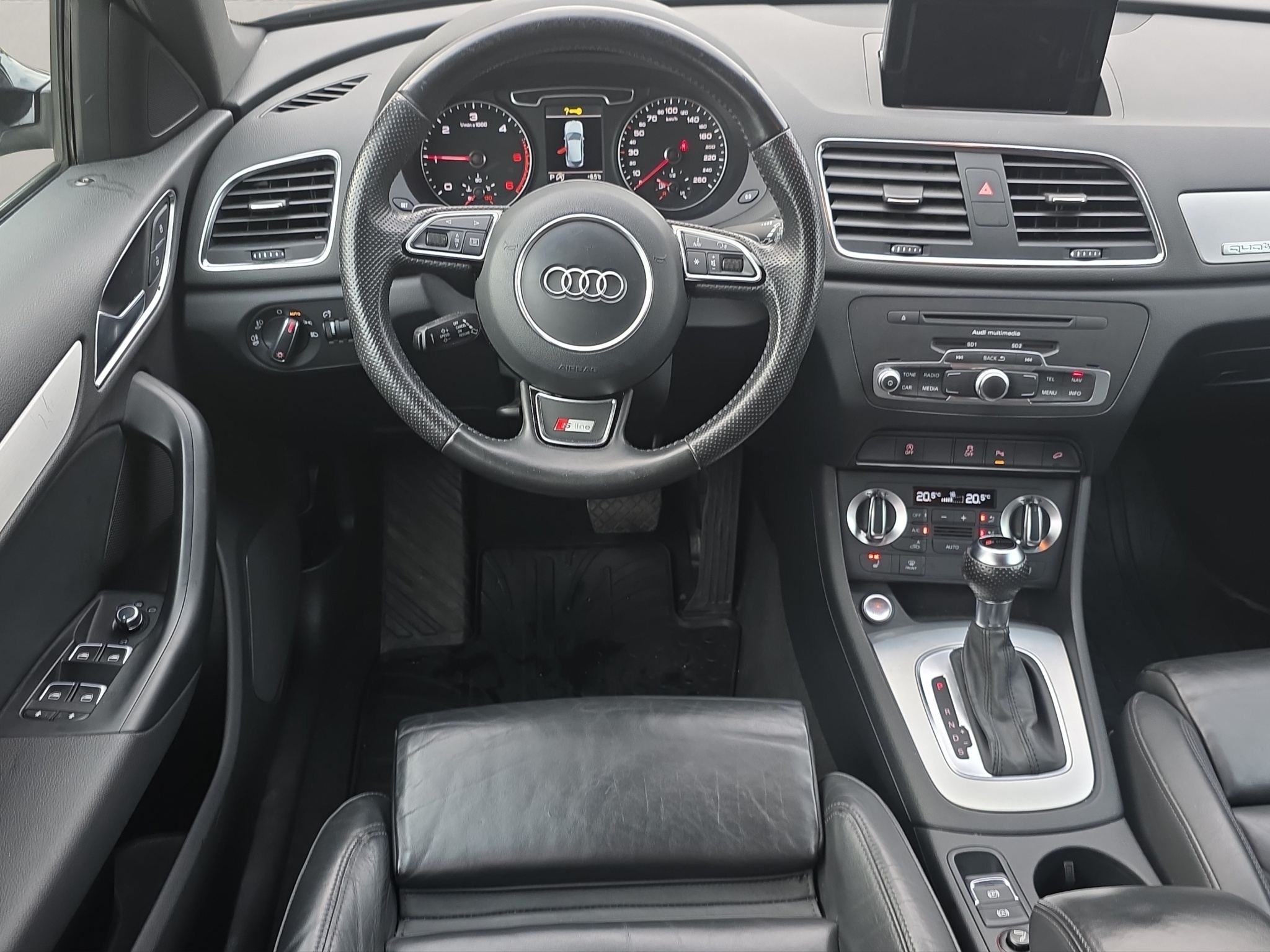 
								Audi Q3 2.0 TDI quattro S-line full									