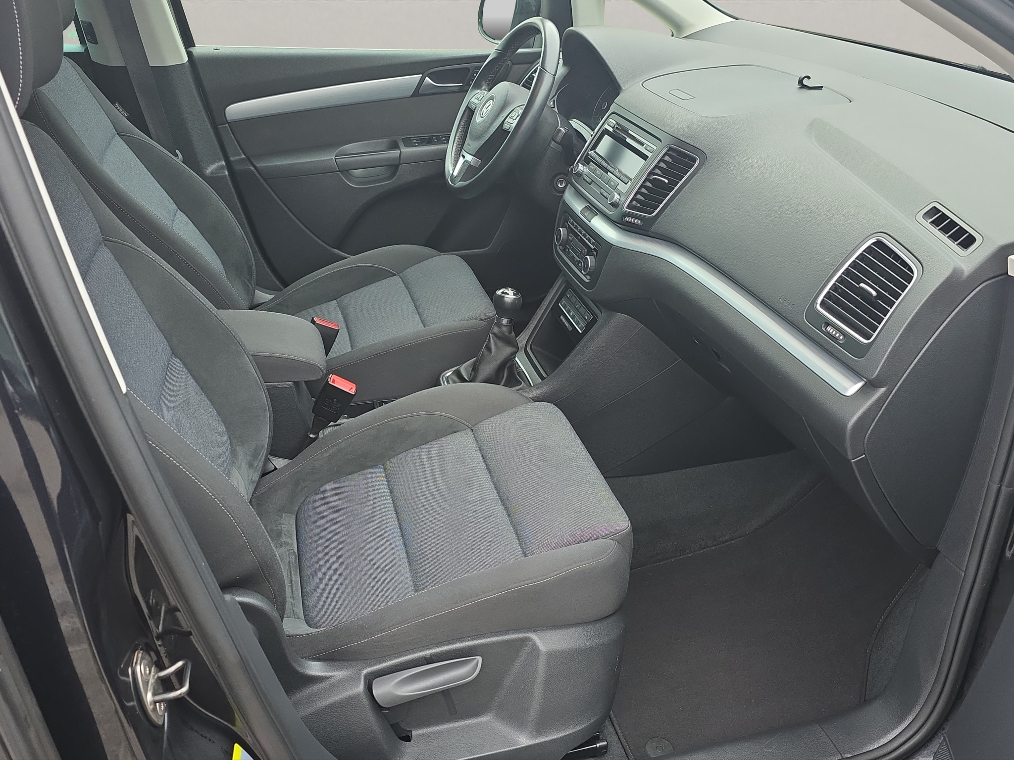 
								VW Sharan 2.0 TDI full									