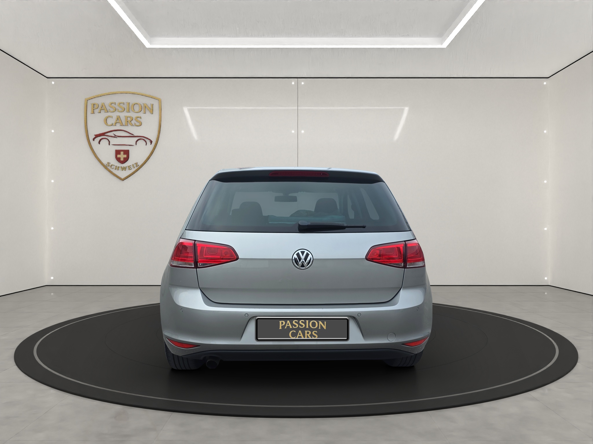 
								VW Golf 1.6 TDI full									