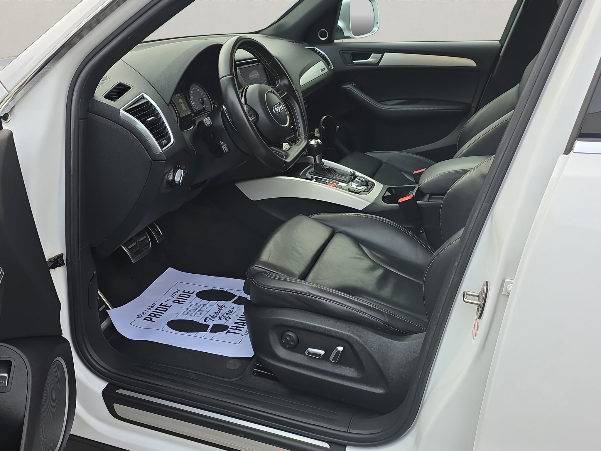 
								Audi SQ5 3.0 TDI quattro full									