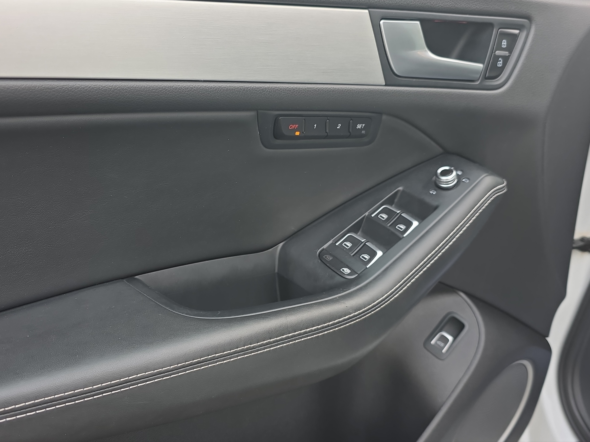 
								Audi SQ5 3.0 TDI quattro full									