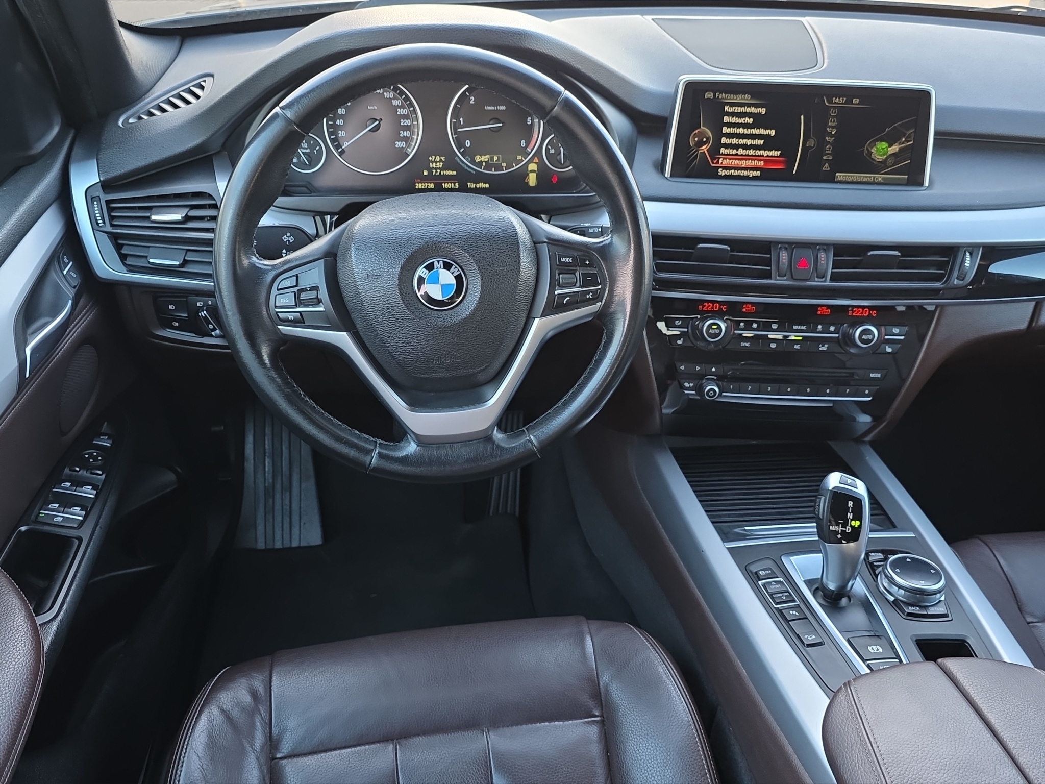 
								BMW X5 xDrive 30d Steptronic full									