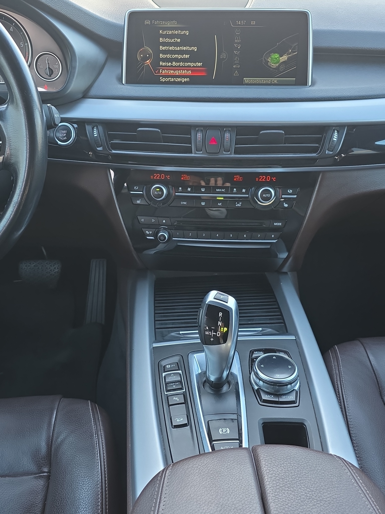 
								BMW X5 xDrive 30d Steptronic full									