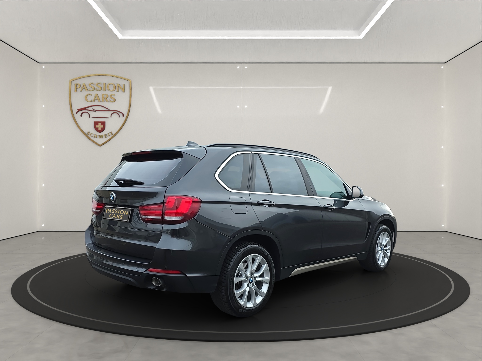 
								BMW X5 30d xDrive Steptronic full									