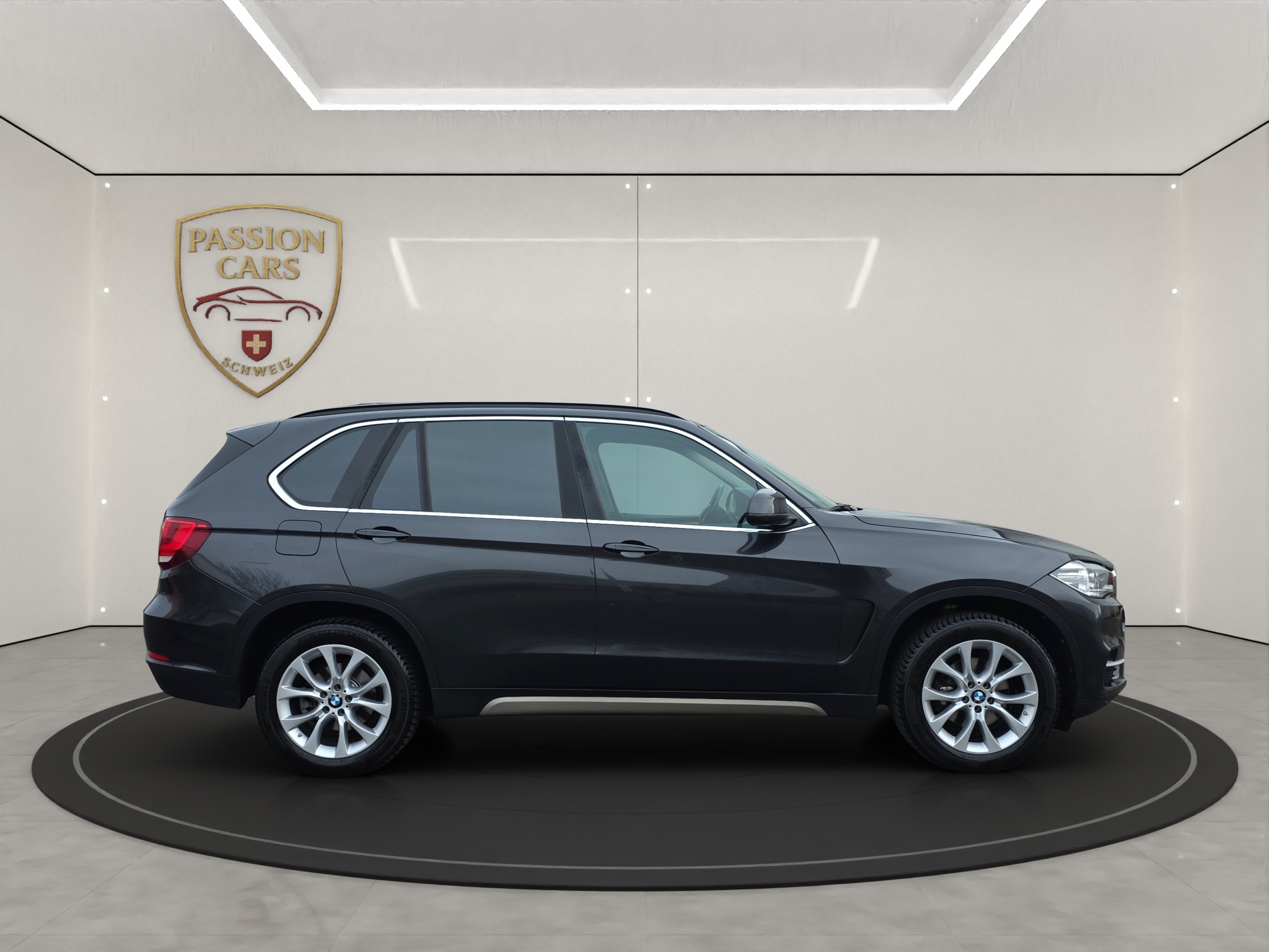 
								BMW X5 30d xDrive Steptronic full									