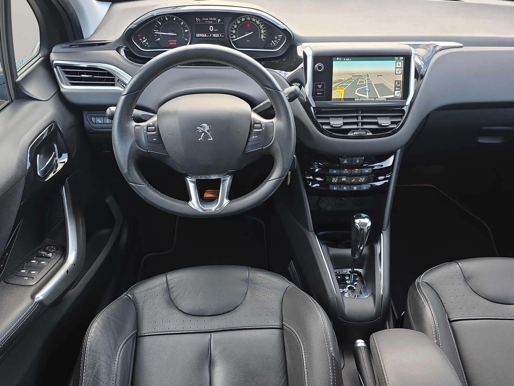 
								PEUGEOT 208 1.6 VTI Allure Automatik full									