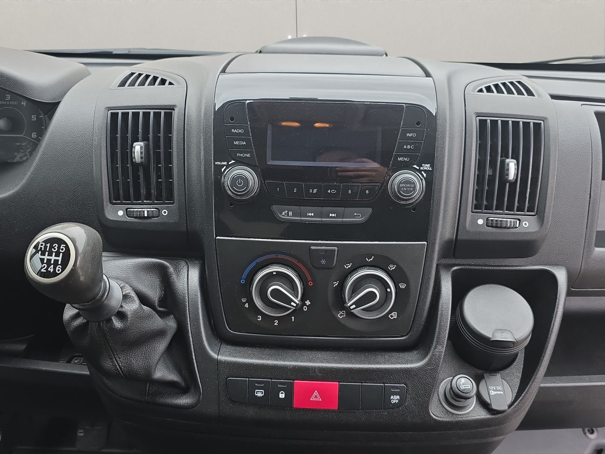 
								PEUGEOT Boxer 2.0 HDI 335 Active L3H2 Kühlwagen full									