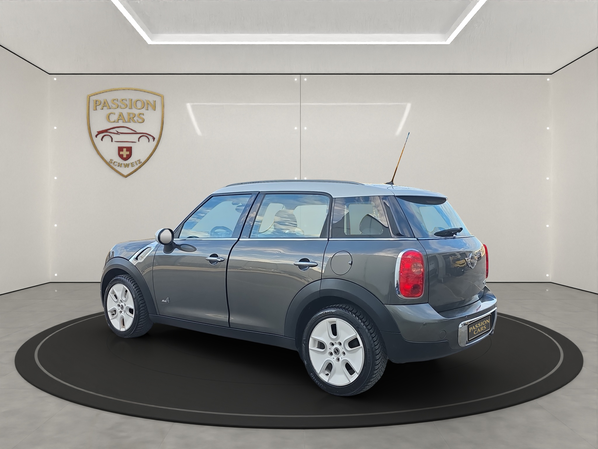 
								MINI Countryman Cooper D ALL4 full									