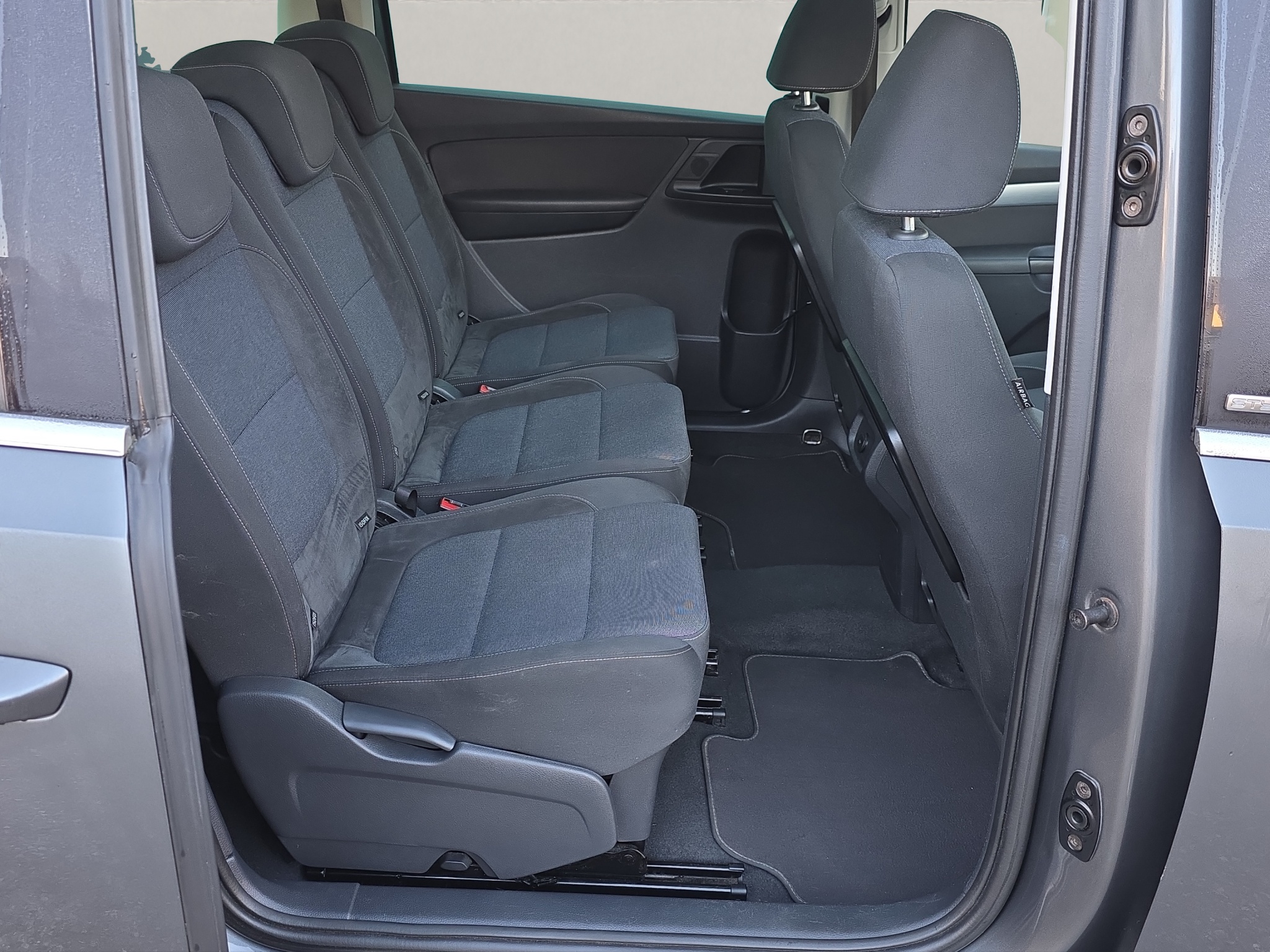 
								VW Sharan 2.0 TDI BlueMotion Technology STYLE DSG full									