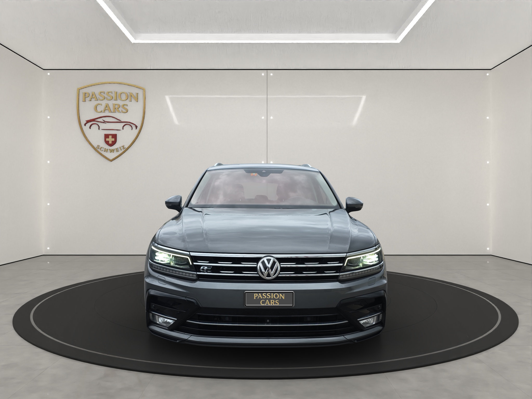 
								VW Tiguan 2.0 TDI SCR R-Line 4Motion DSG 240PS full									