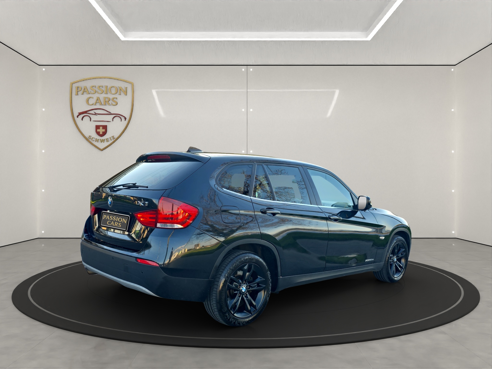 
								BMW X1 23xD Automat full									