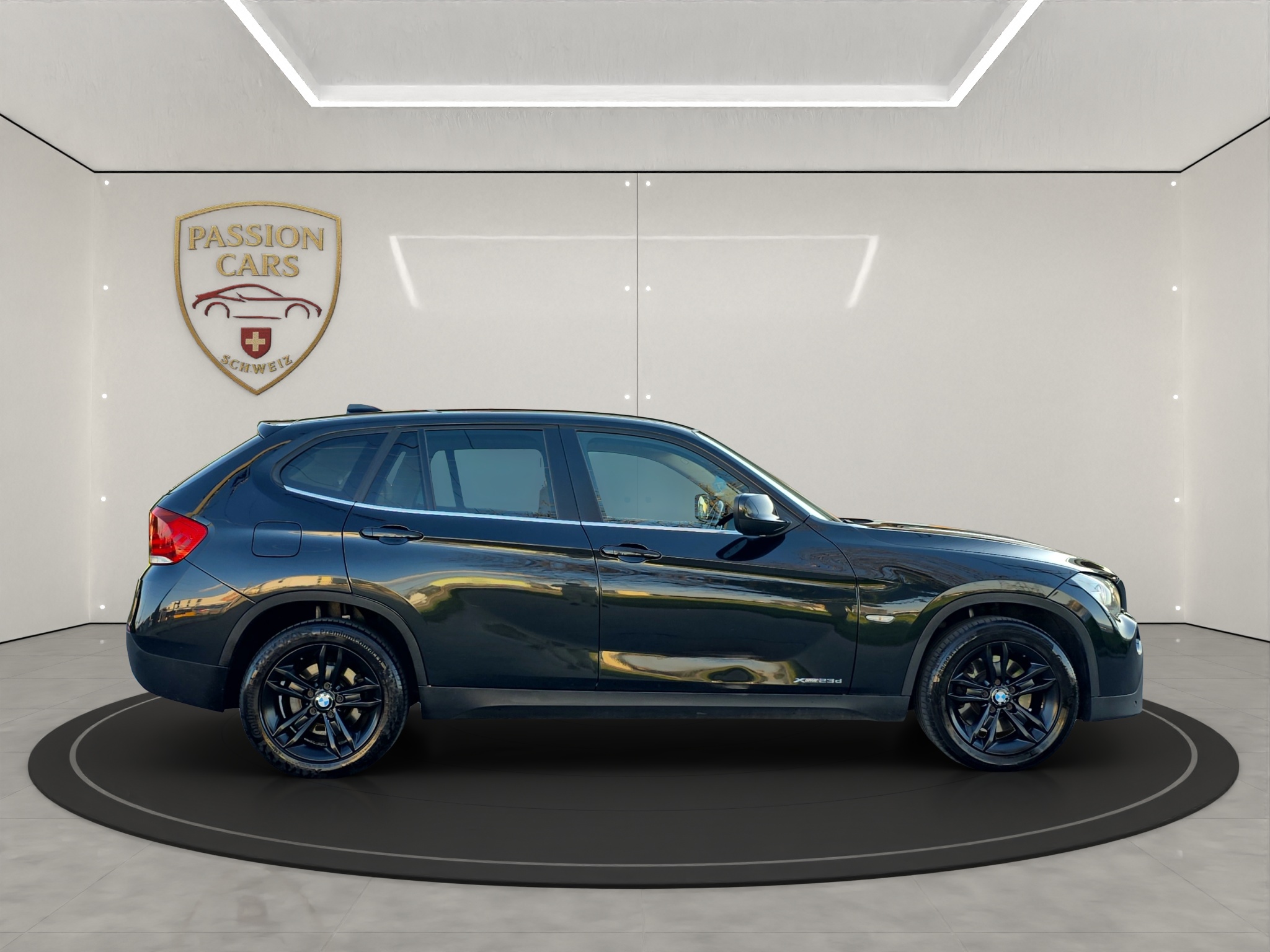 
								BMW X1 23xD Automat full									