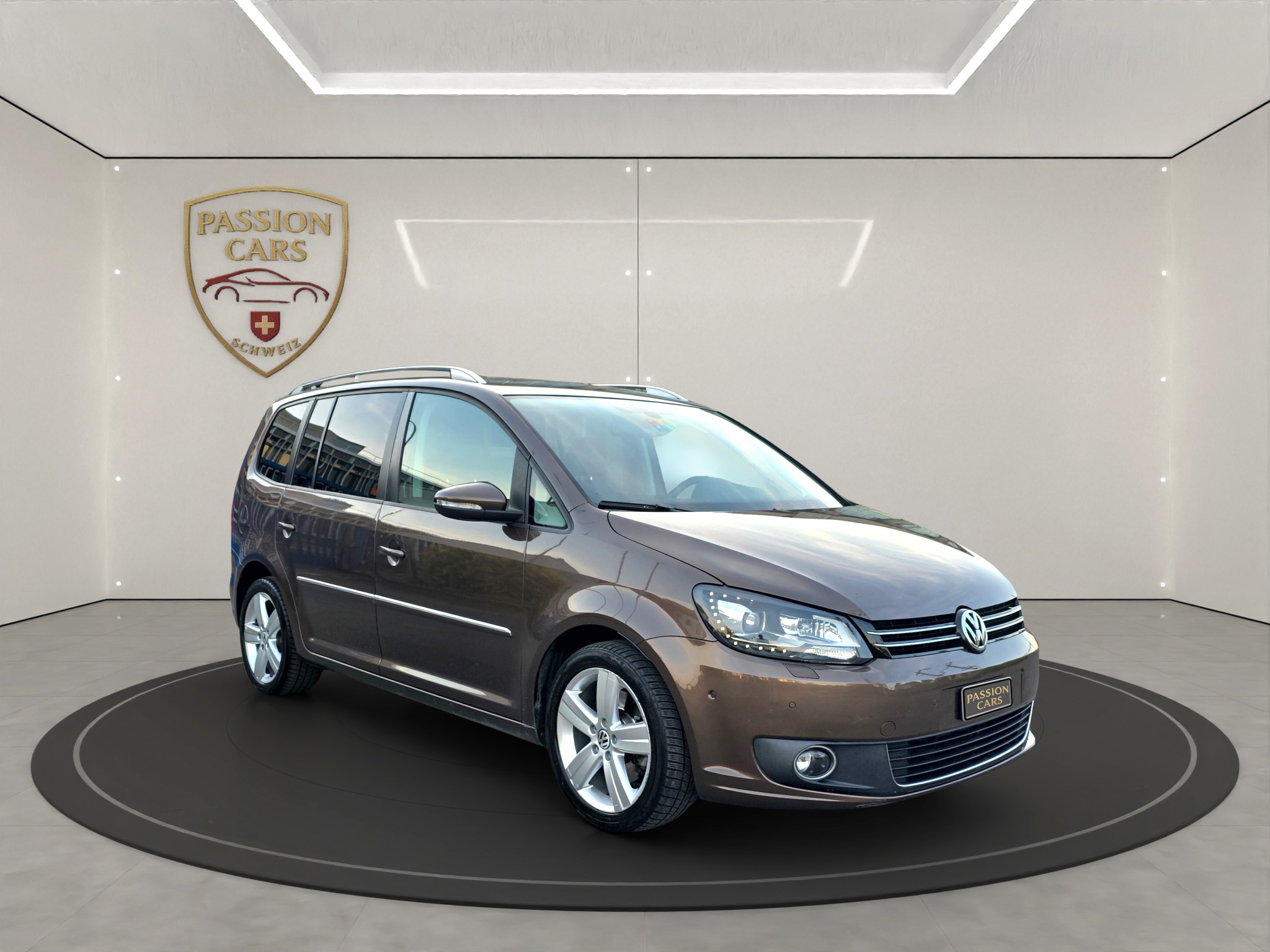 
								VW Touran 2.0 TDI full									