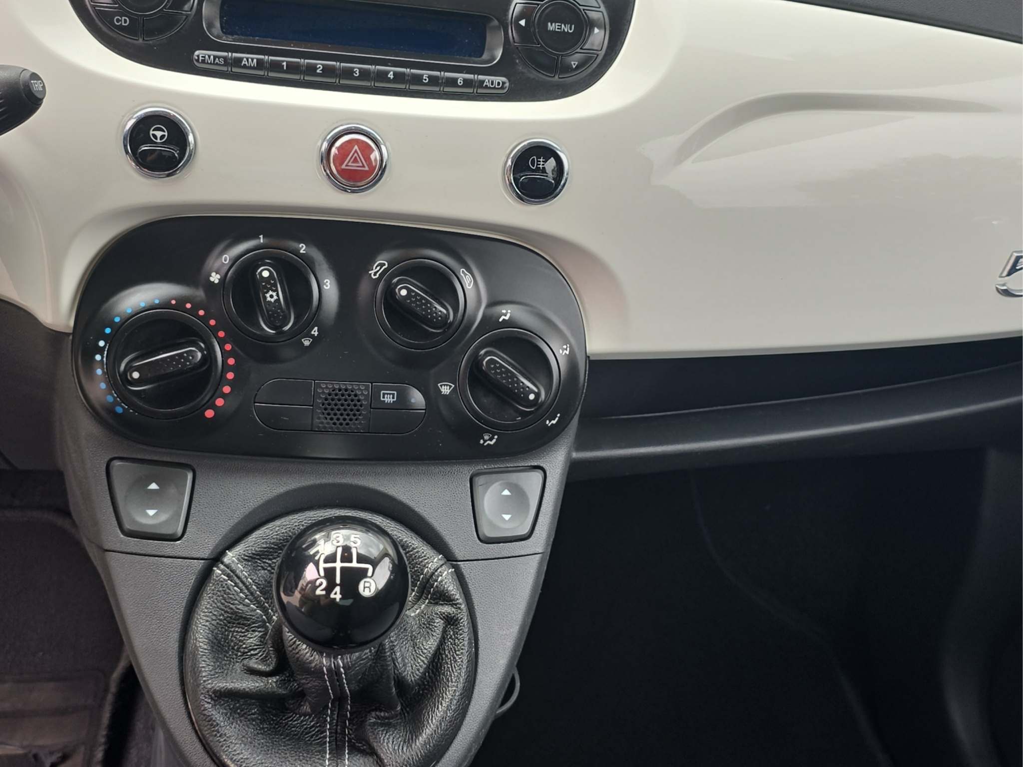 
								Fiat 500 1.2 full									